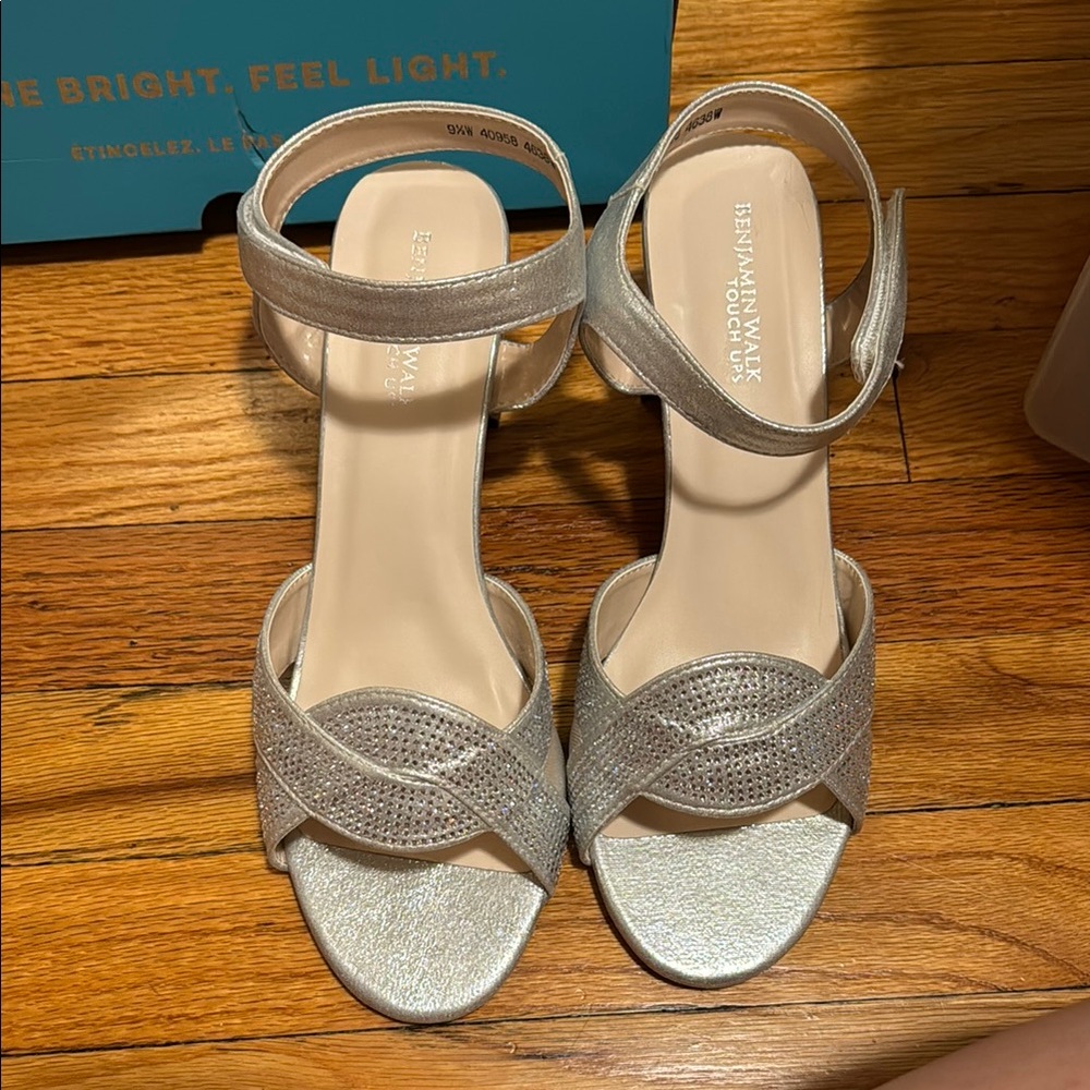 Bernardo Women's Silver Sandals